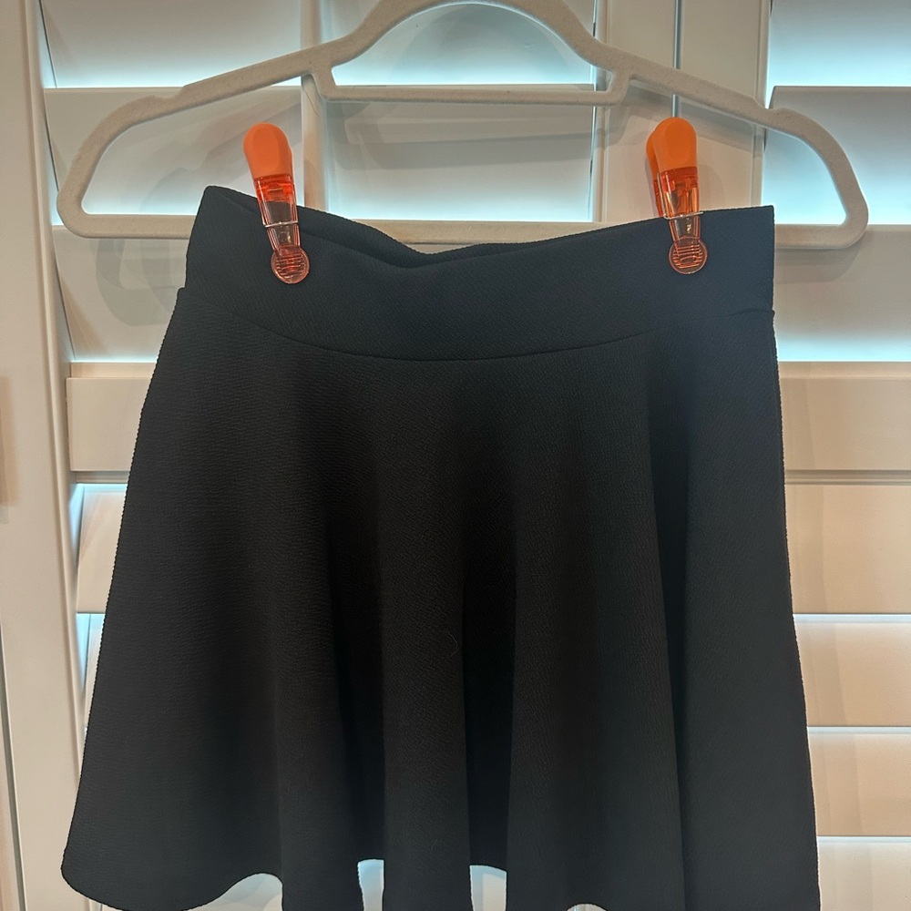 Black stretchy skater skirt